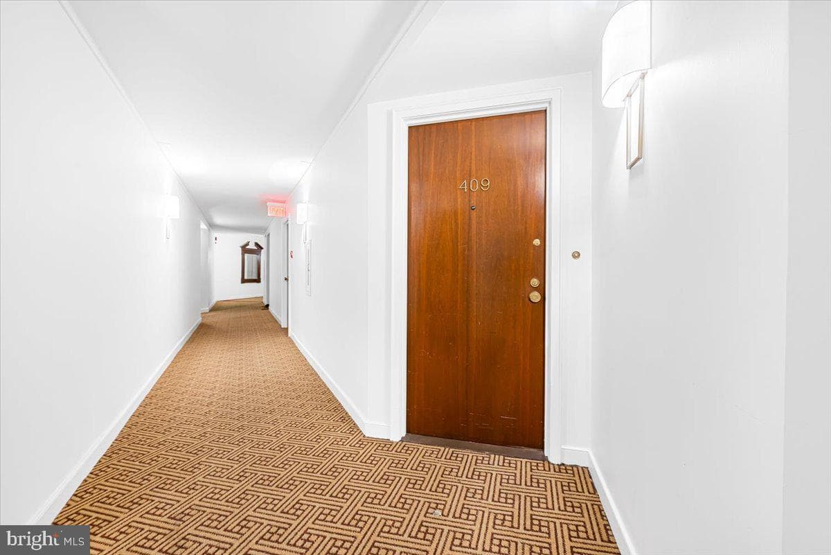 955 26th Street NW #409 photo 3