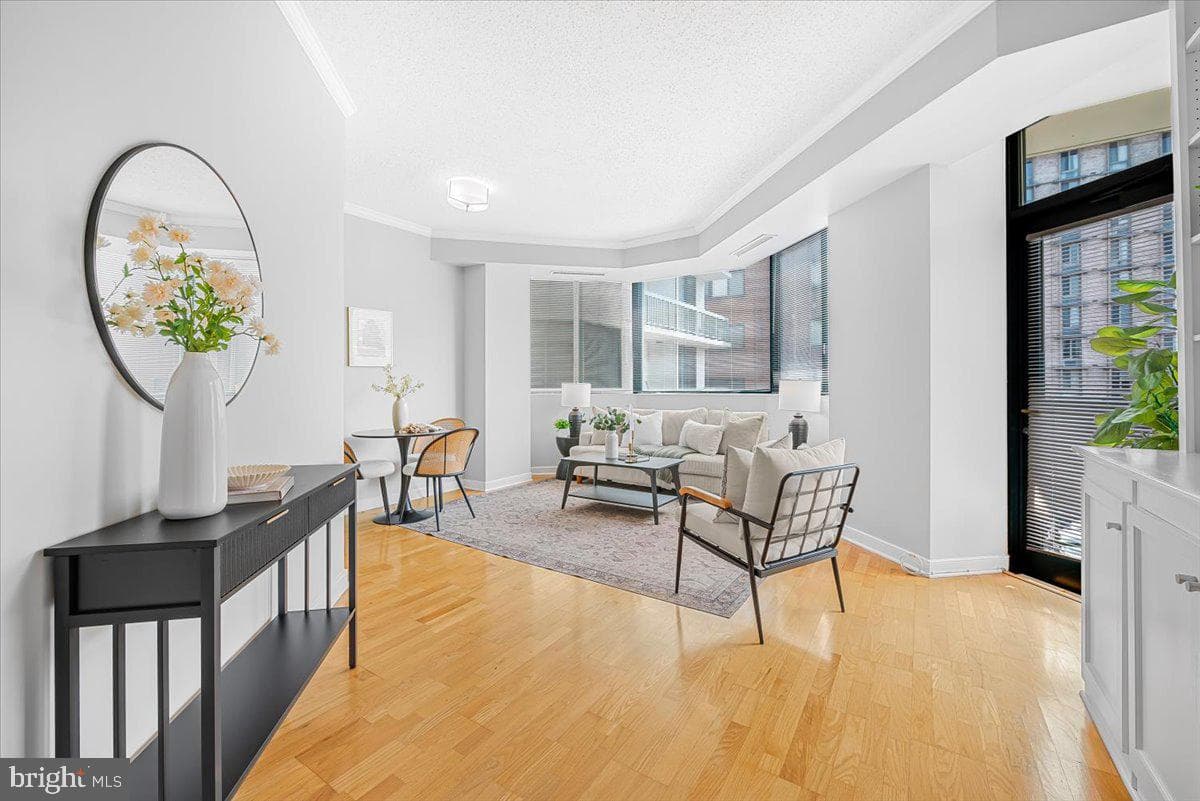955 26th Street NW #409 photo 5
