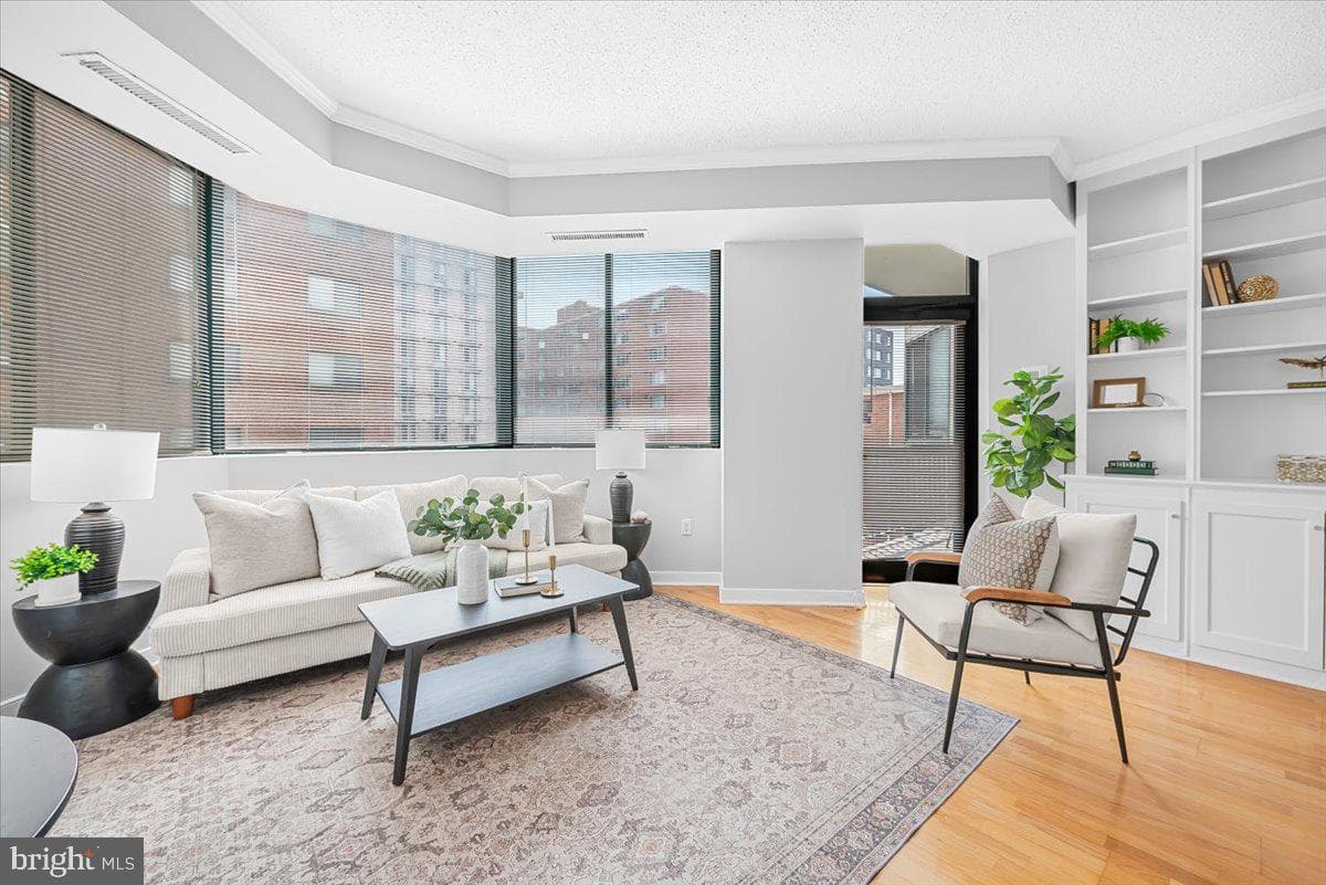 955 26th Street NW #409 photo 7