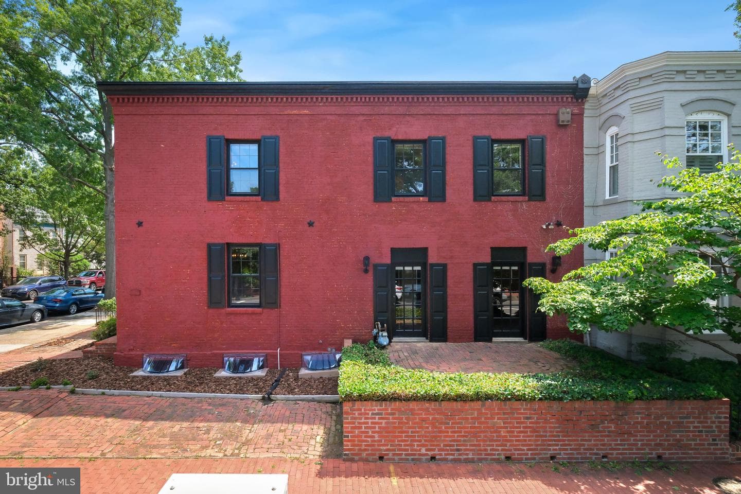 601 E Street SE photo 28