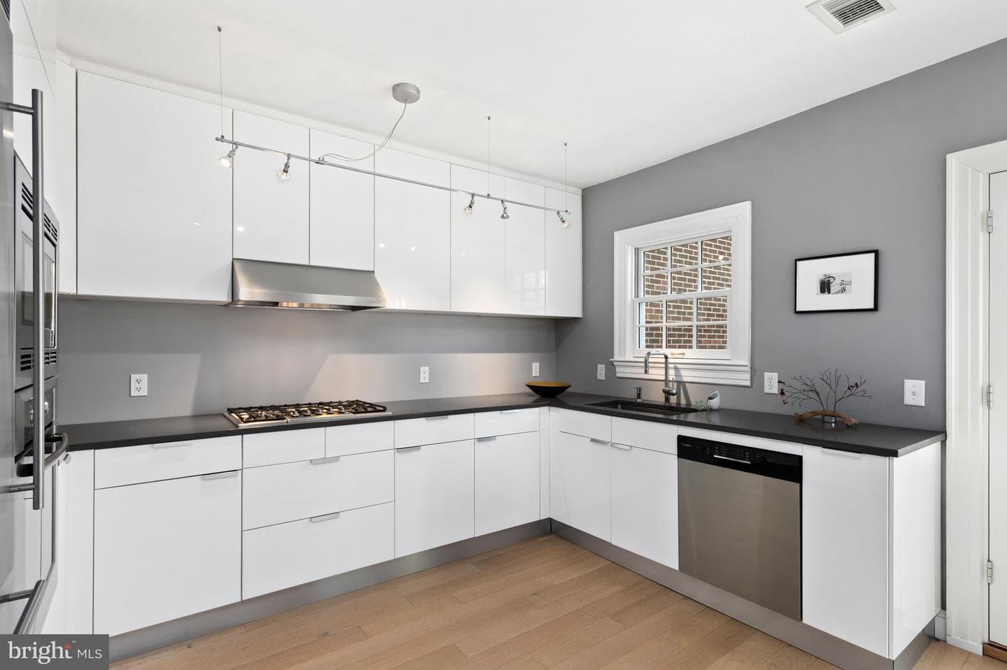 3544 S Street NW photo 8