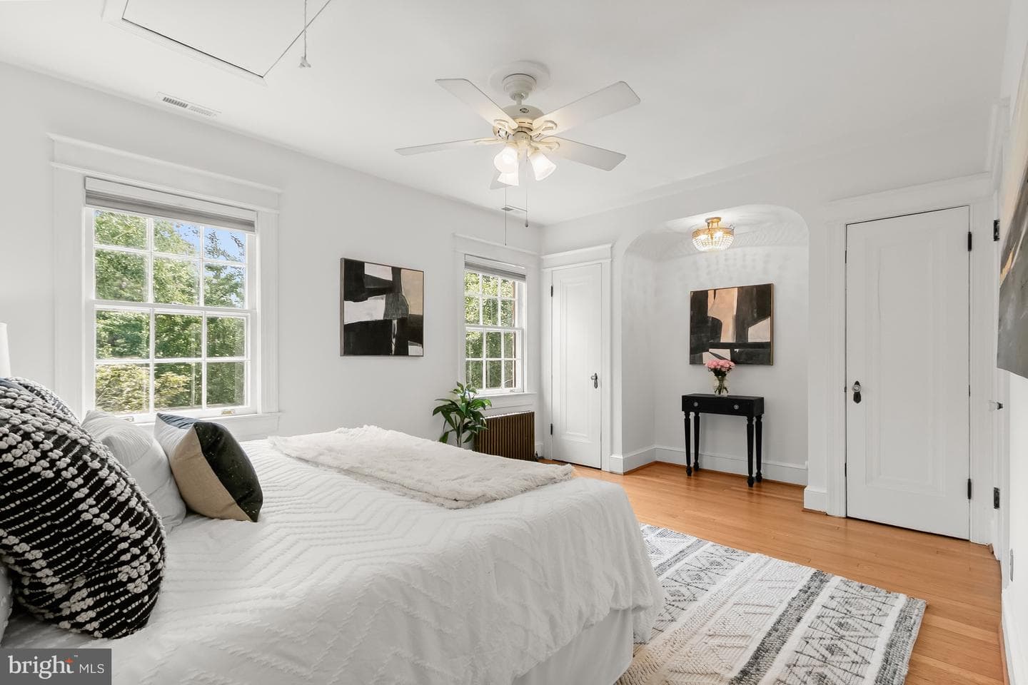 2456 39th Place NW photo 18