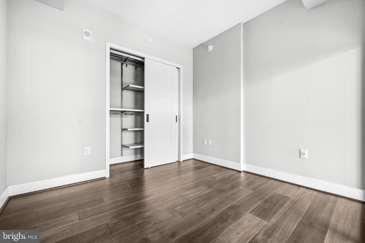 1300 4th Street SE #901 photo 17