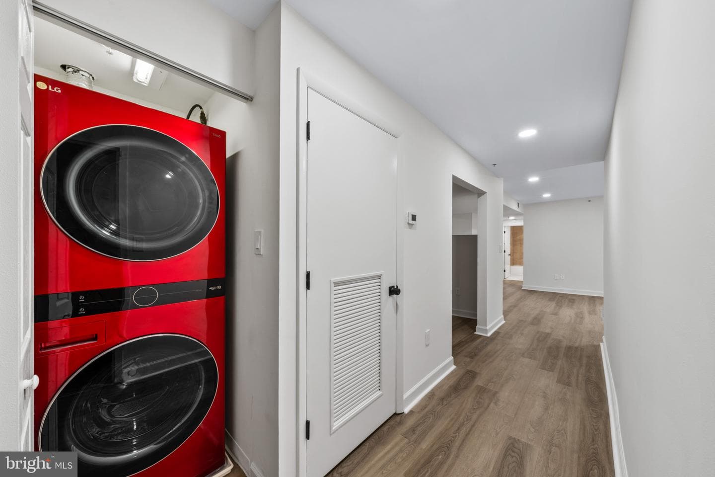 1800 28th Place SE #205, Washington