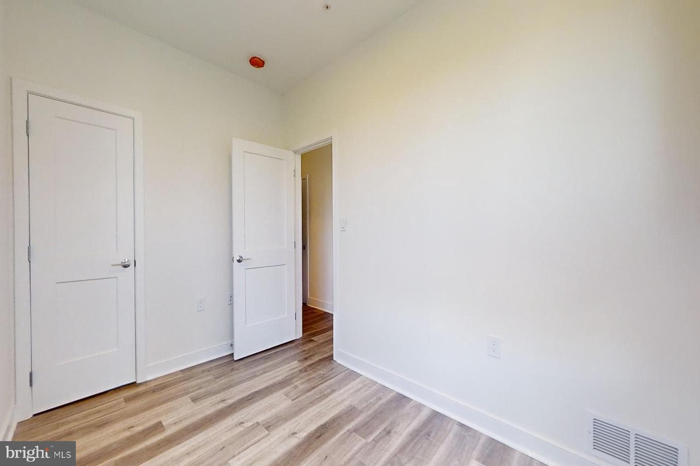 46 47th SE photo 23