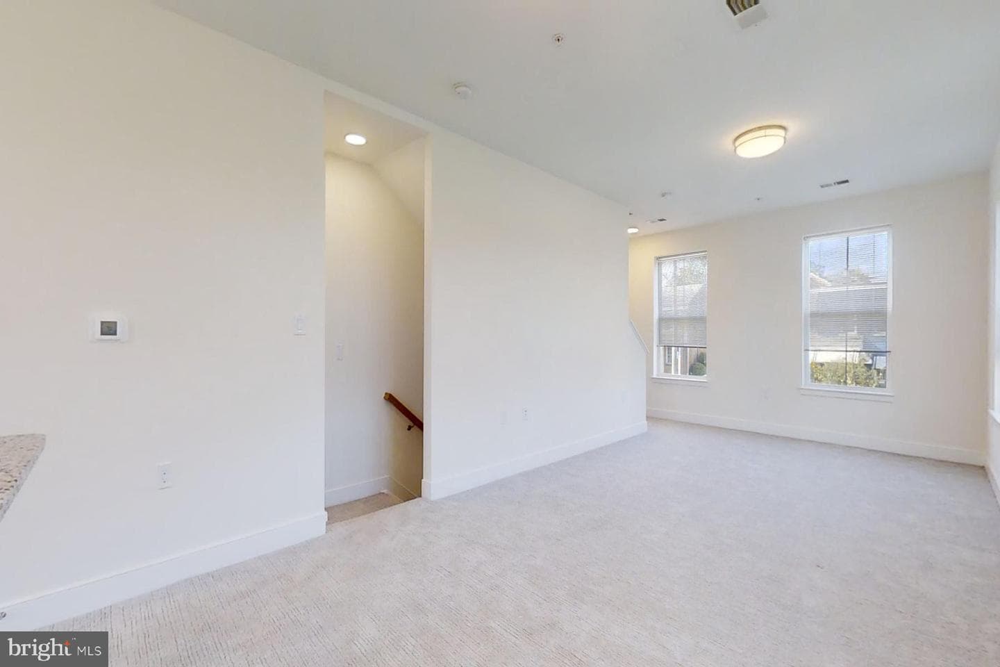 4910 East Capitol NE photo 39