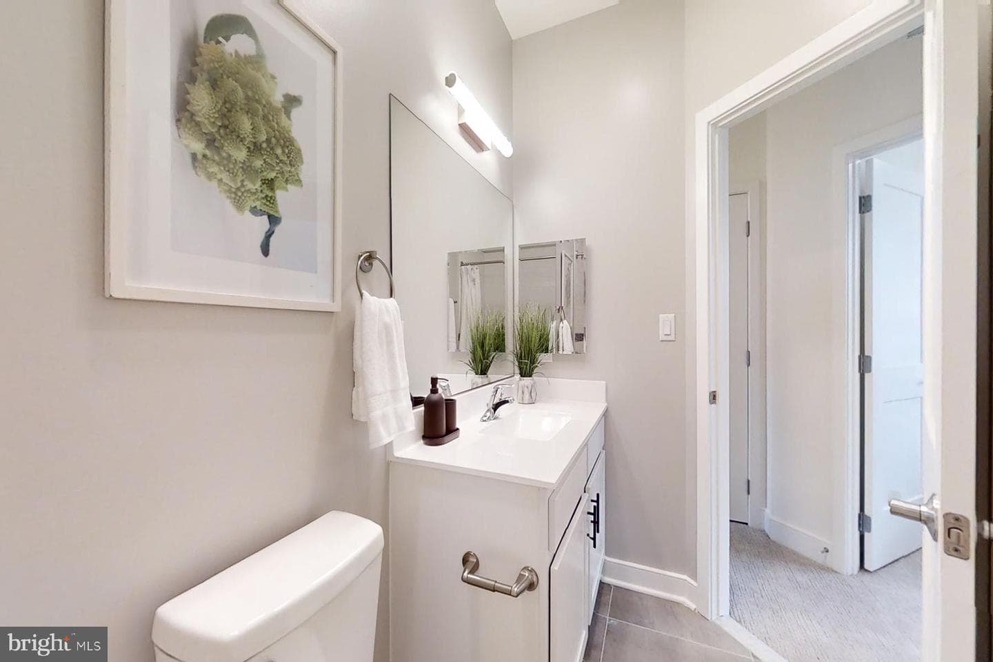 4910 East Capitol NE photo 58