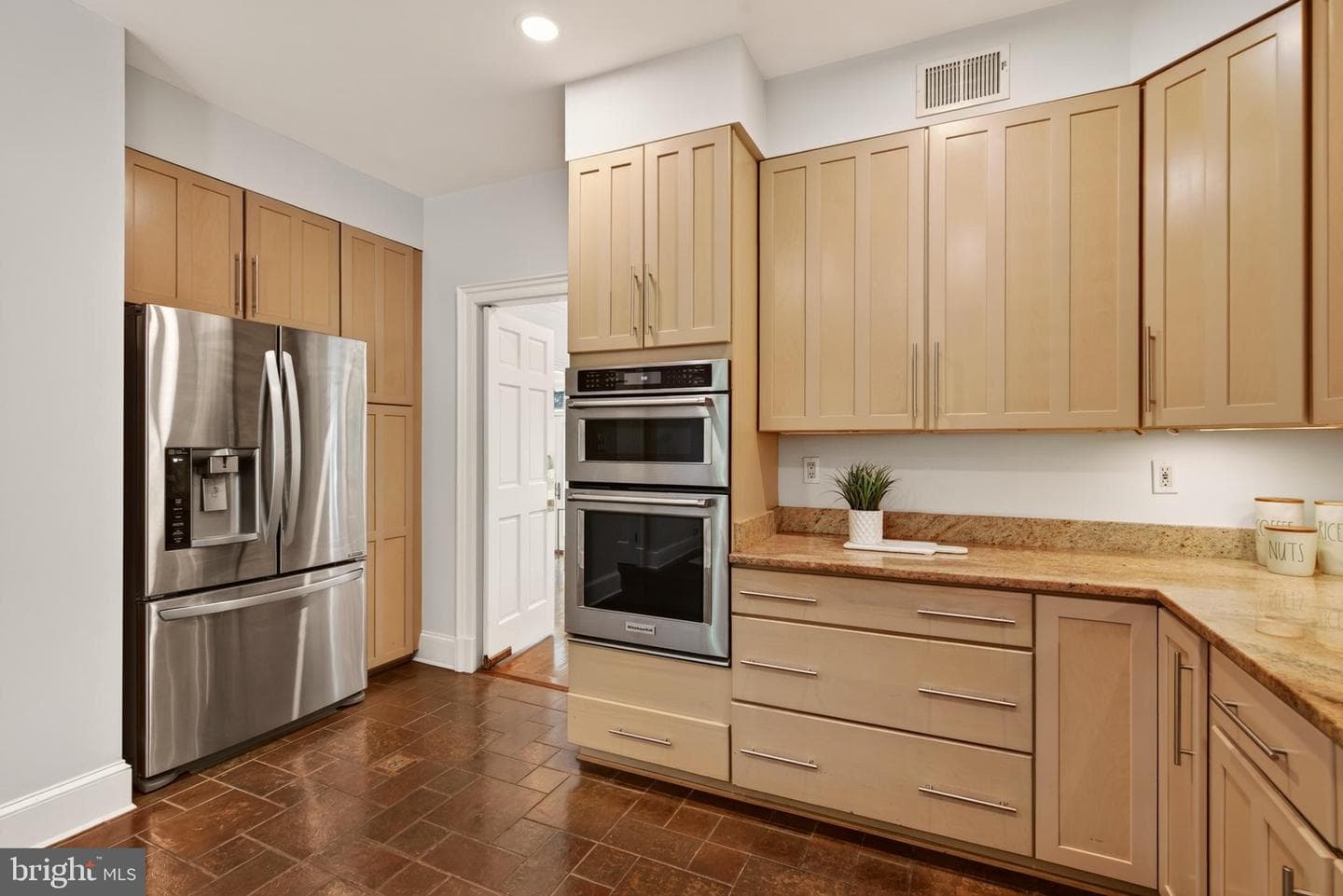 5430 Chevy Chase Parkway NW photo 16