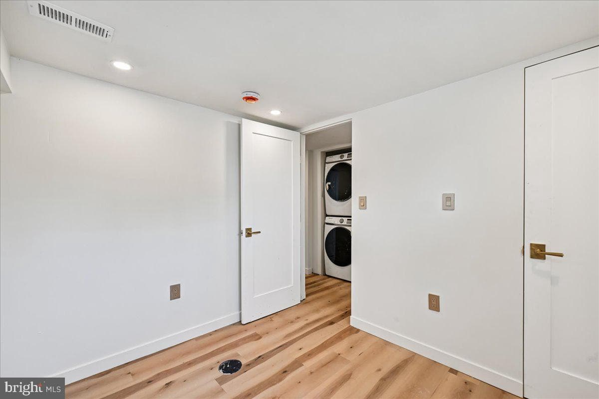 1525 Fort Davis Street SE photo 22