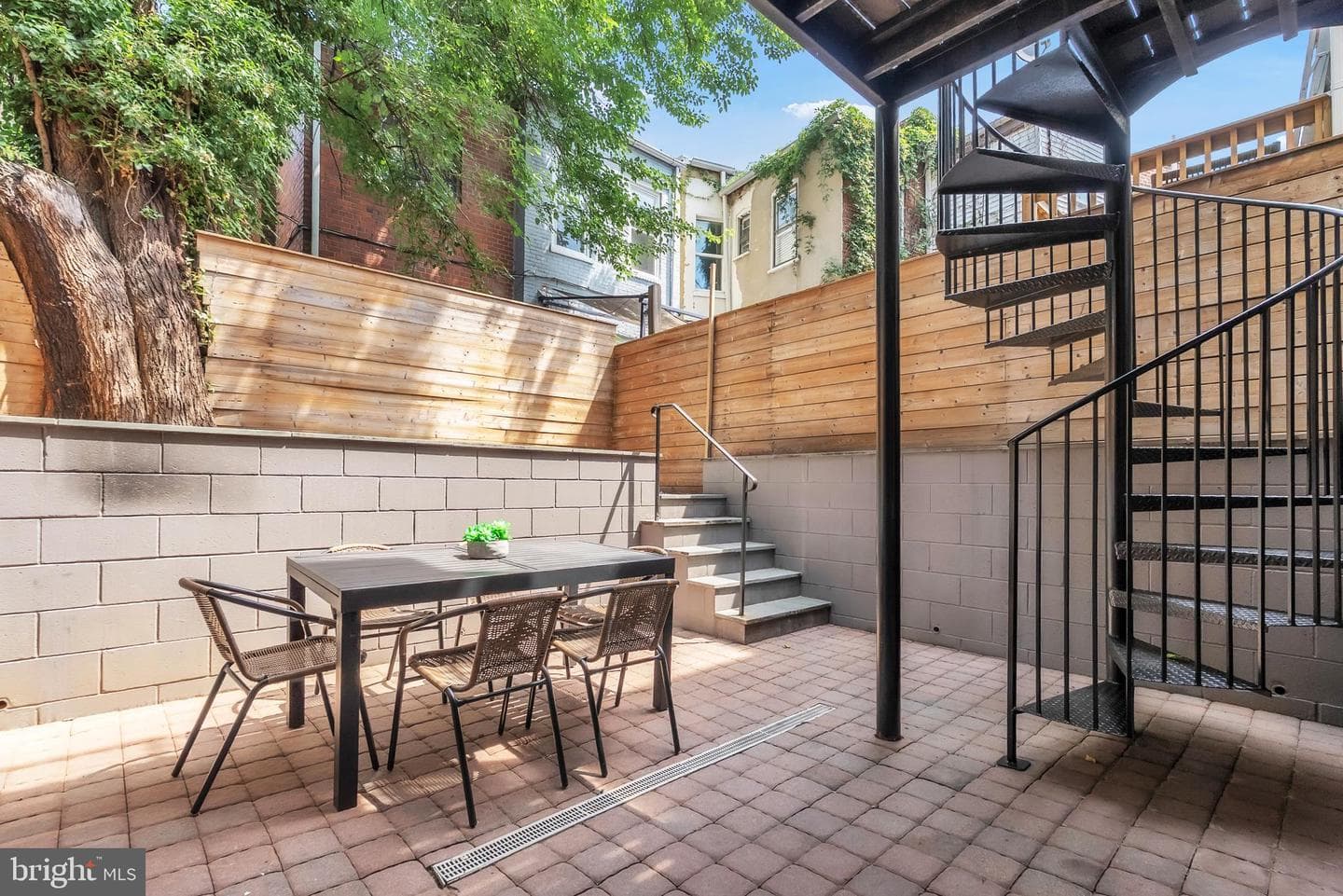 225 R Street NW photo 48