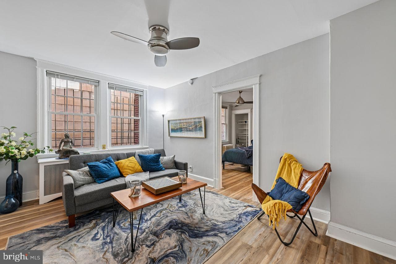 414 Seward Square SE #104, Washington