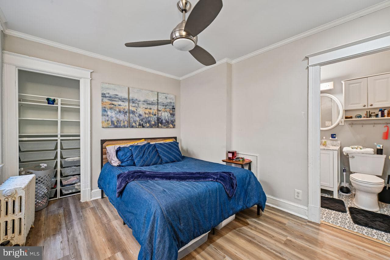 414 Seward Square SE #104 photo 15