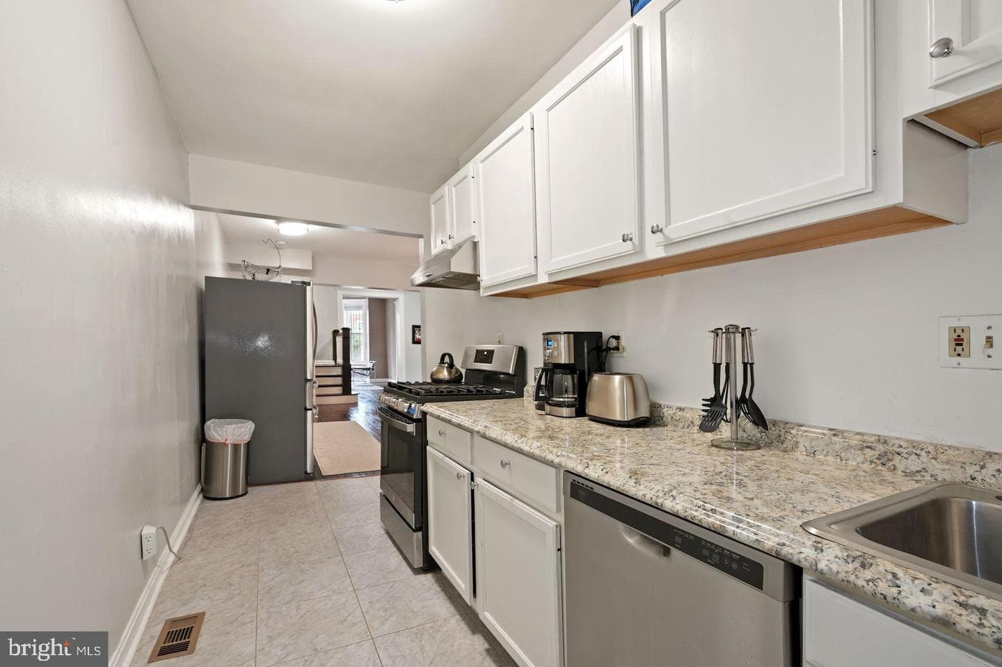 2621 University Place NW photo 7