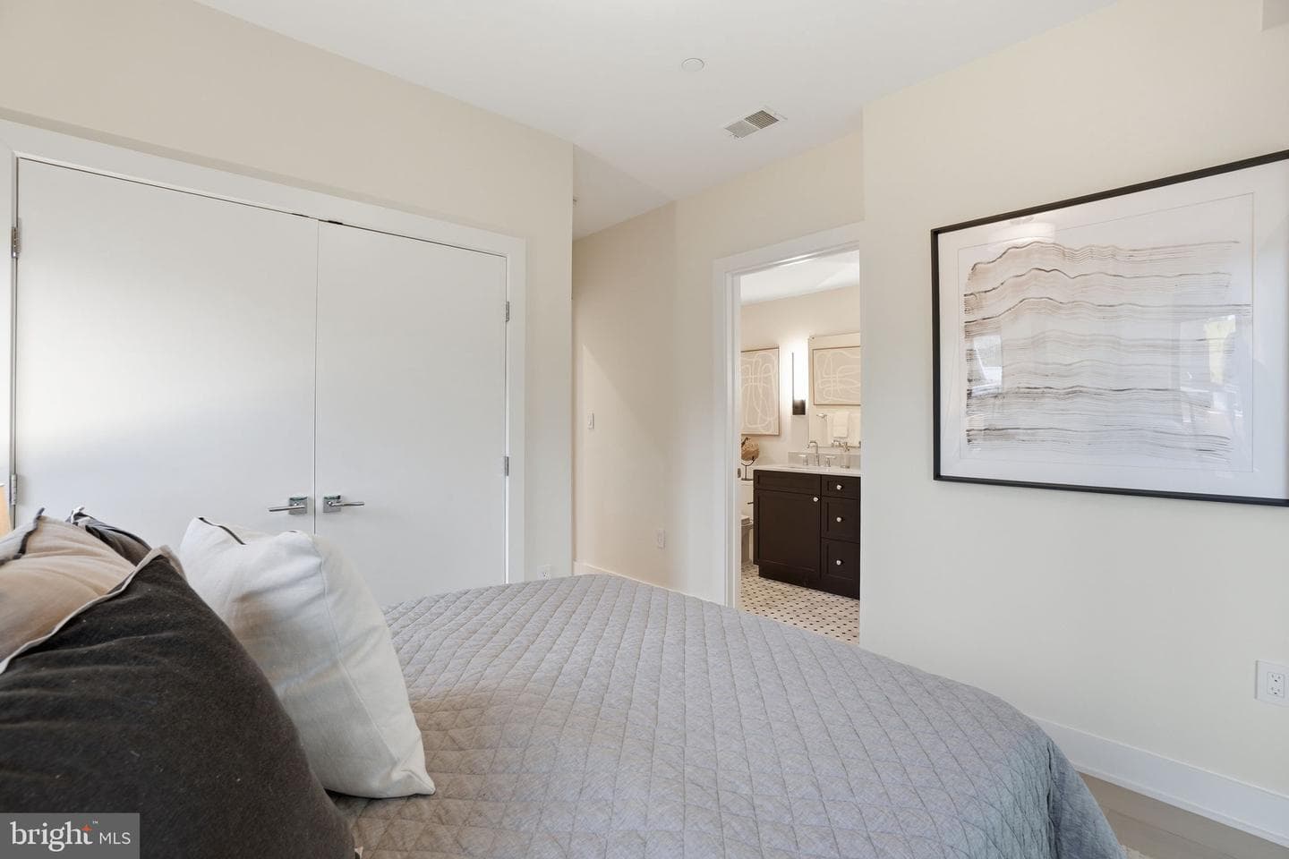 2642 39th Street NW #6 photo 18