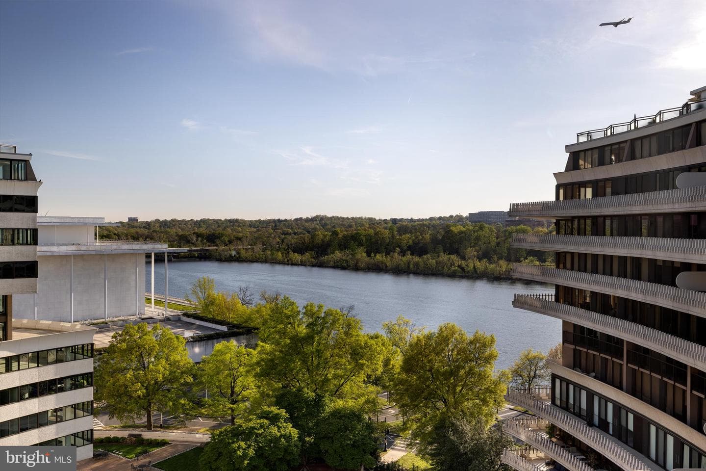 700 New Hampshire Avenue NW #1201/1221 photo 47