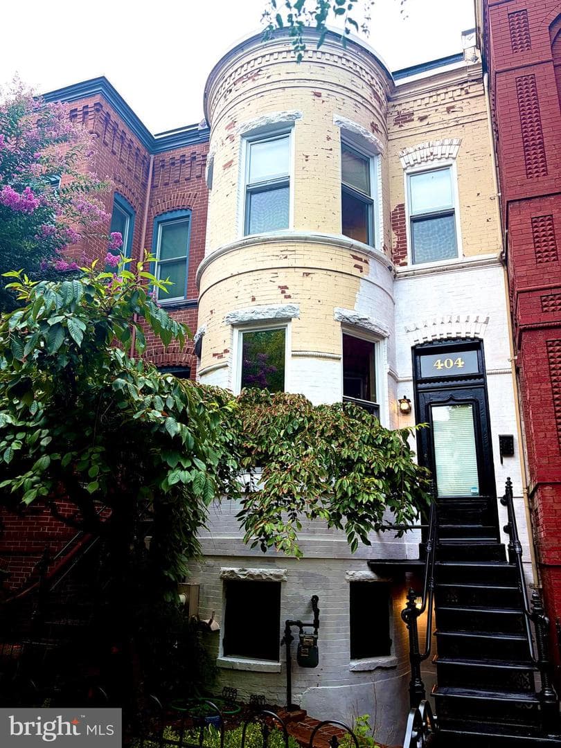 404 9th Street NE, Washington