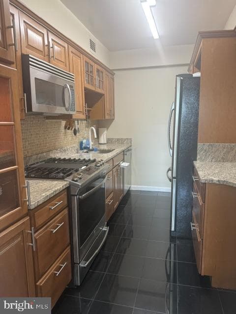 4201 Cathedral Avenue NW #1022e photo 4
