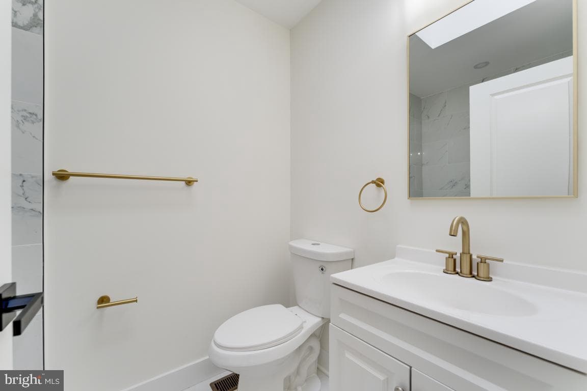 219 Jefferson Street NW photo 13