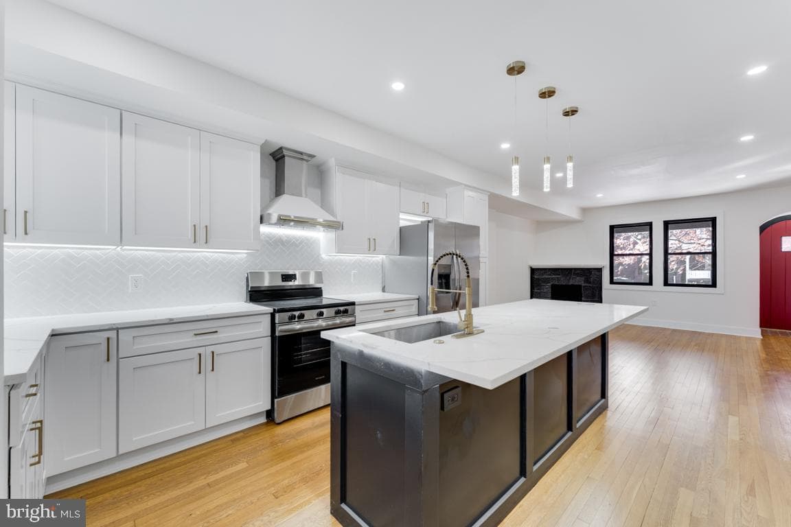 219 Jefferson Street NW photo 5