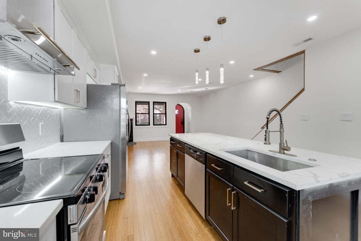 219 Jefferson Street NW photo 6