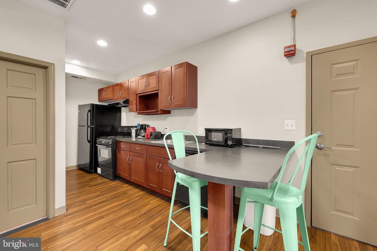 500 9th Street SE photo 22