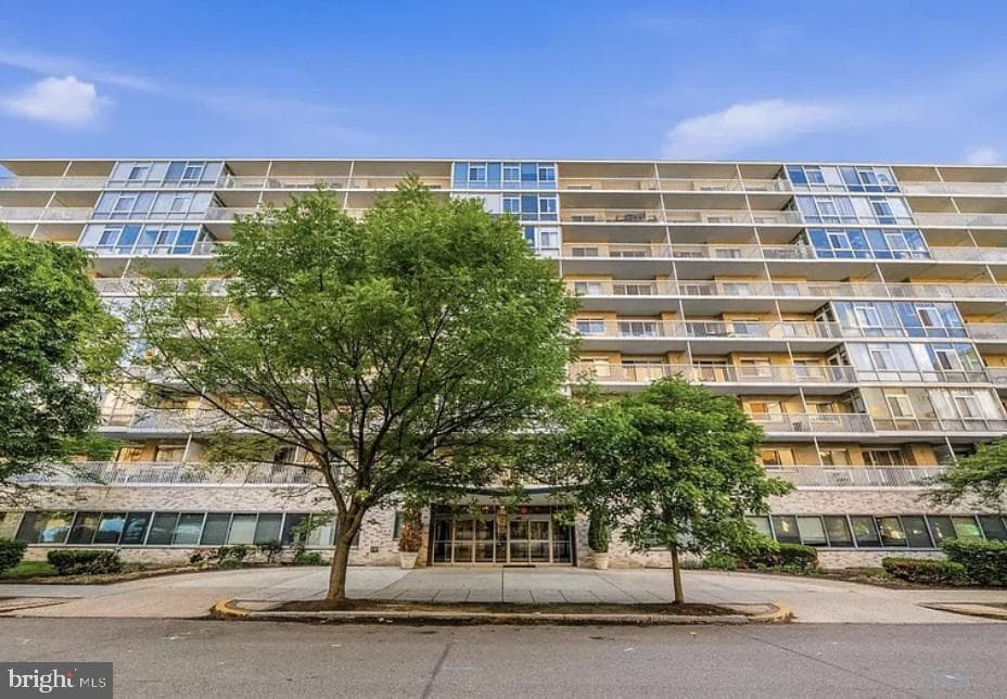 730 24th Street NW #414, Washington