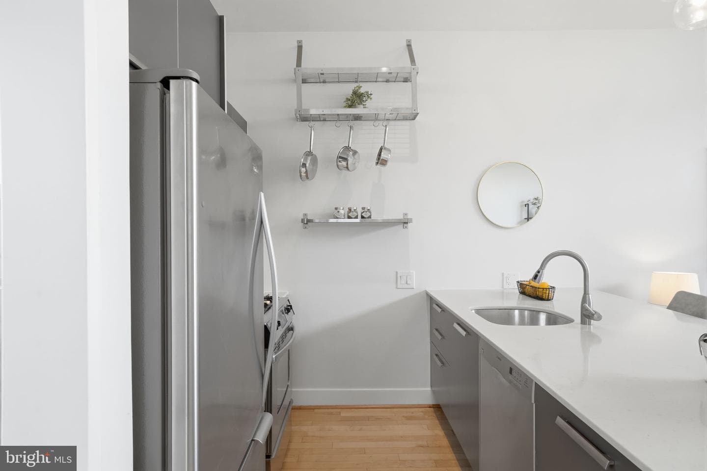 2426 Ontario Road NW #401 photo 7