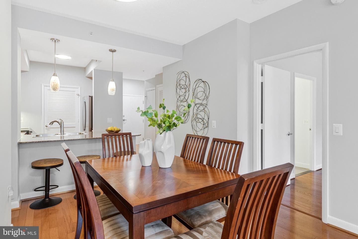 400 Massachusetts Avenue NW #803 photo 8