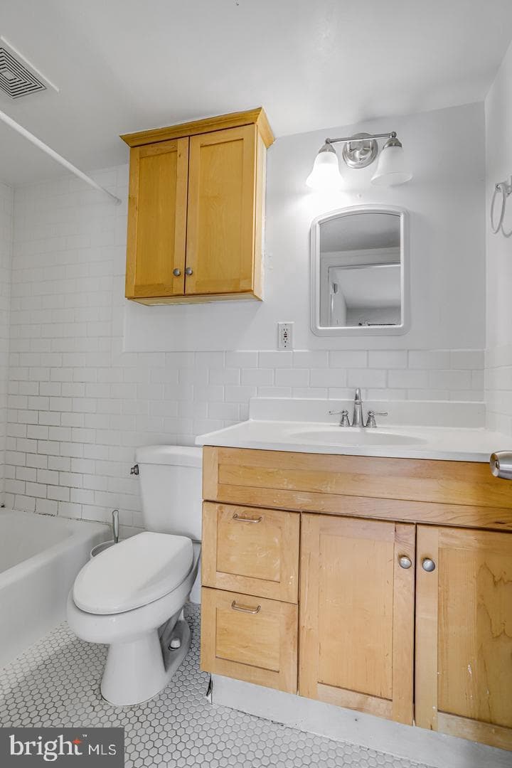 4555 Macarthur Boulevard NW #103 photo 22