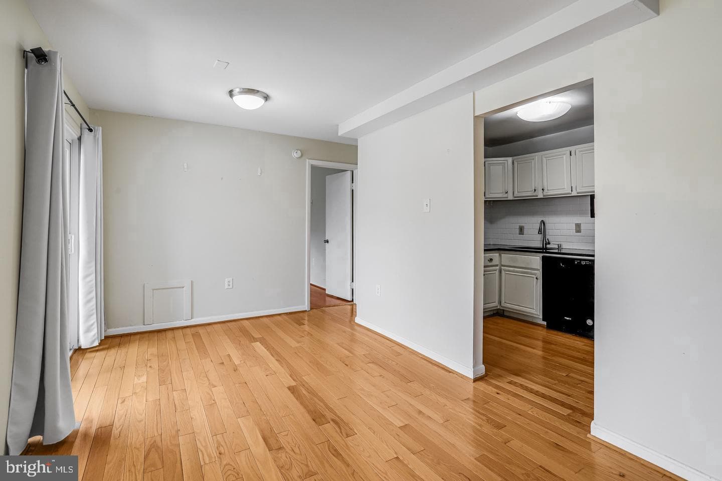4555 Macarthur Boulevard NW #103 photo 6