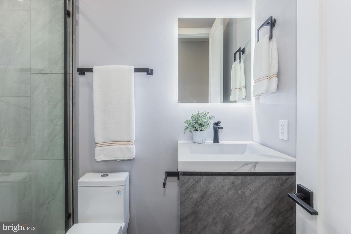 1332 G Street SE #2 photo 28