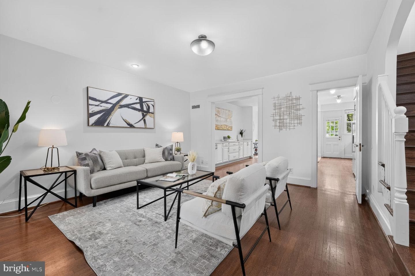 2226 39th Place NW photo 4