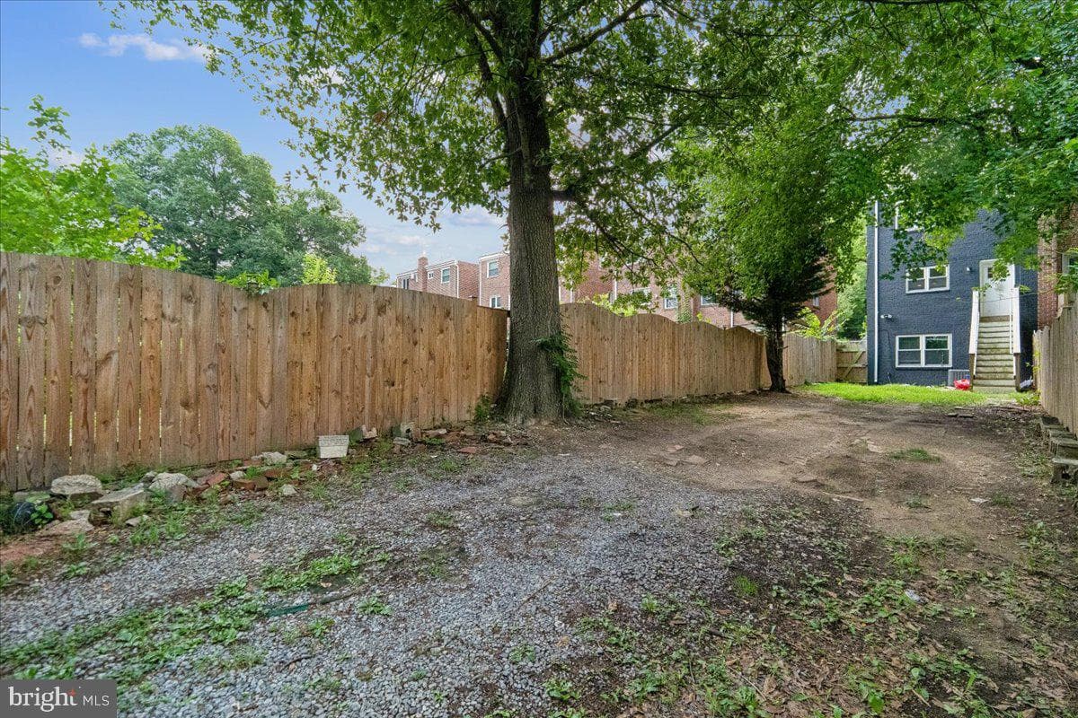 4120 E Capitol Street NE photo 12