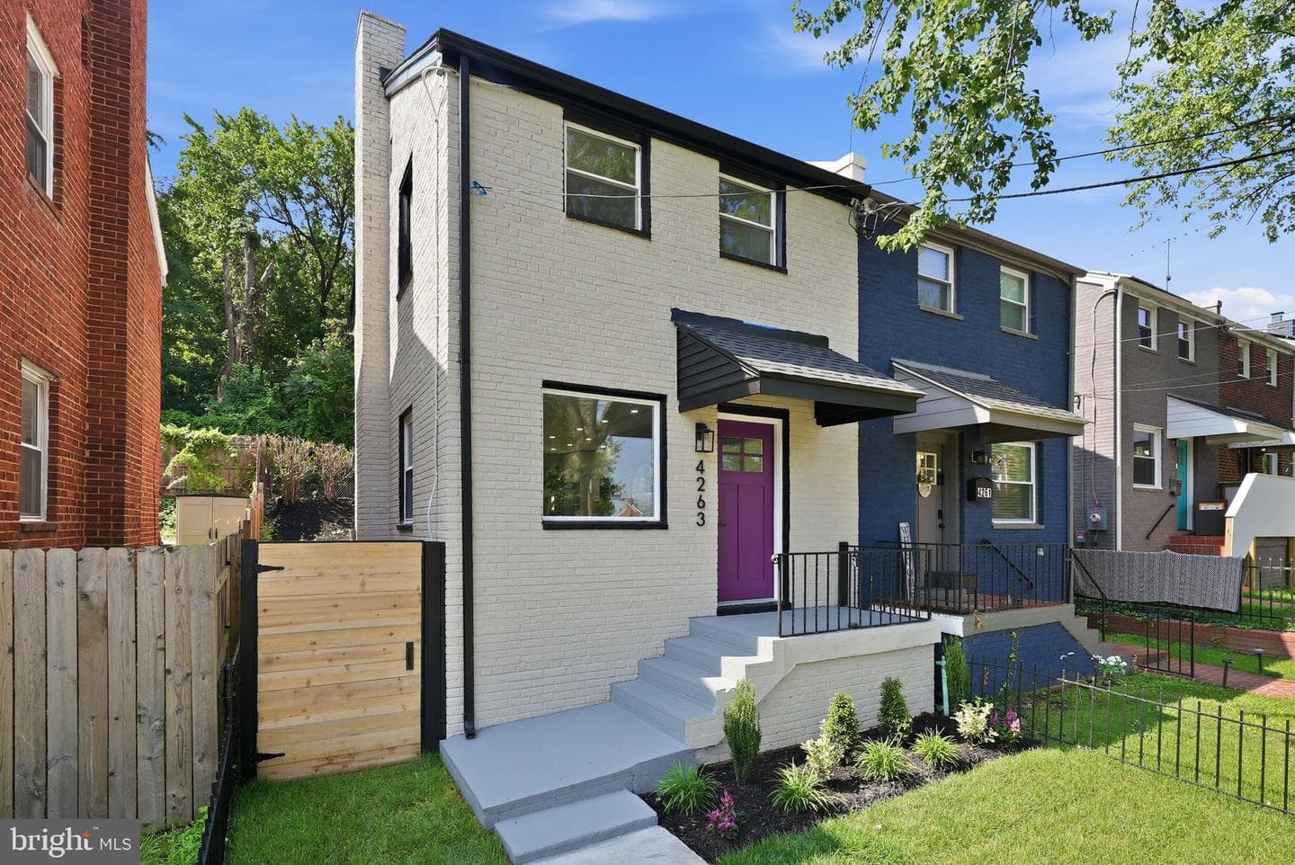 4263 Hildreth Street SE, Washington