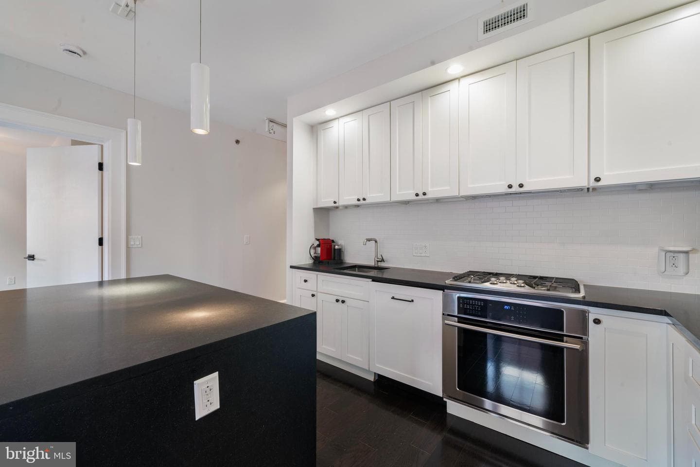 1011 M Street NW #208 photo 10