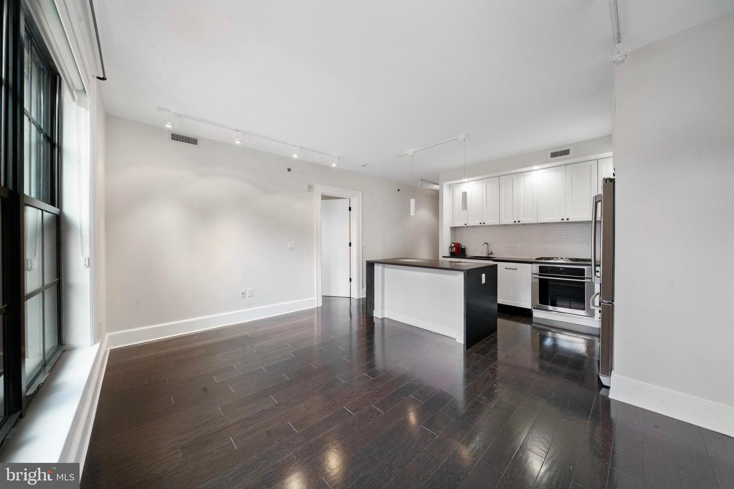 1011 M Street NW #208 photo 6