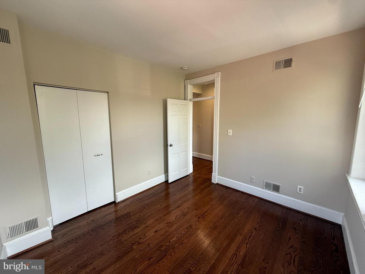 509 3rd Street NE photo 18