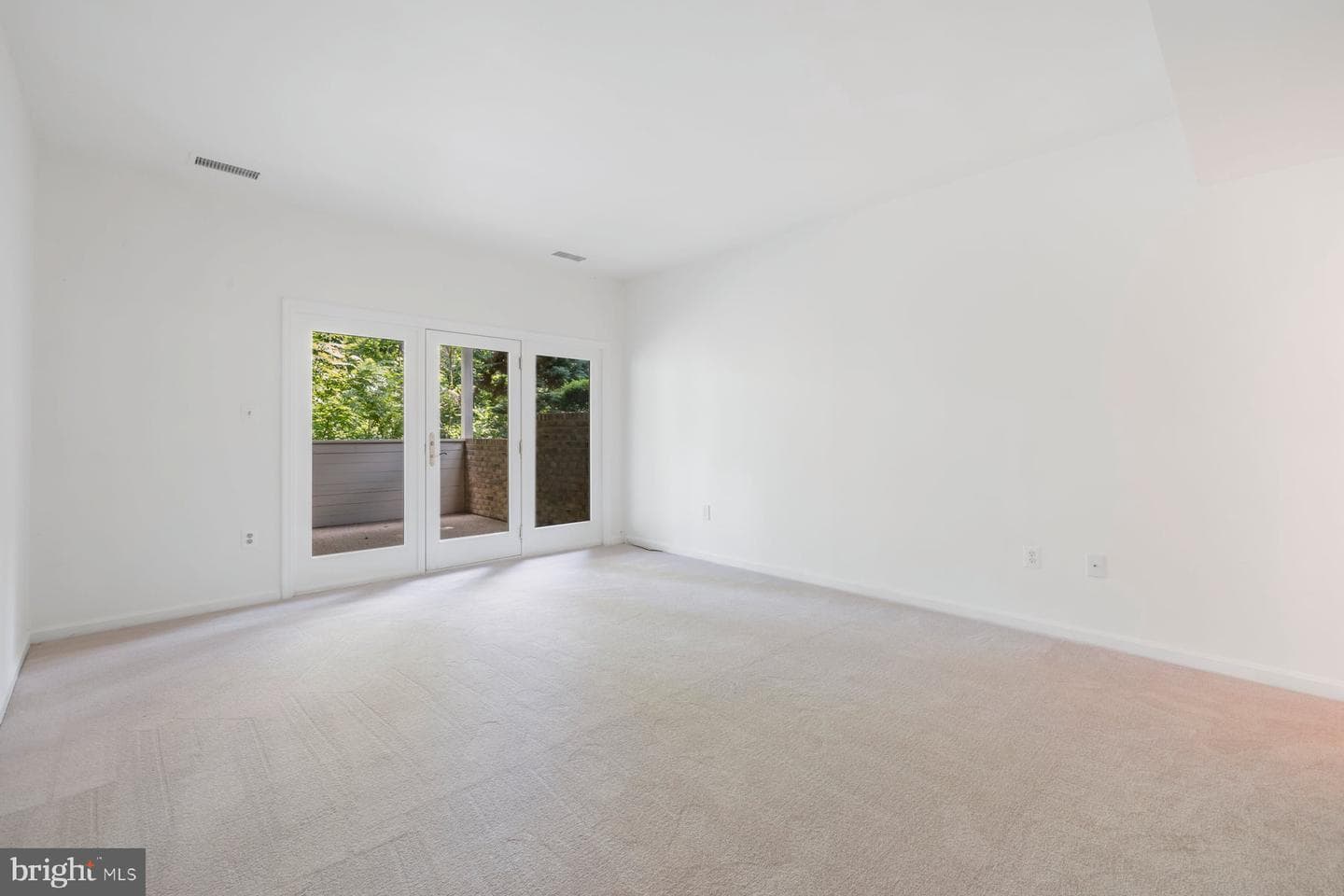 370 S River Landing Road #370 photo 36