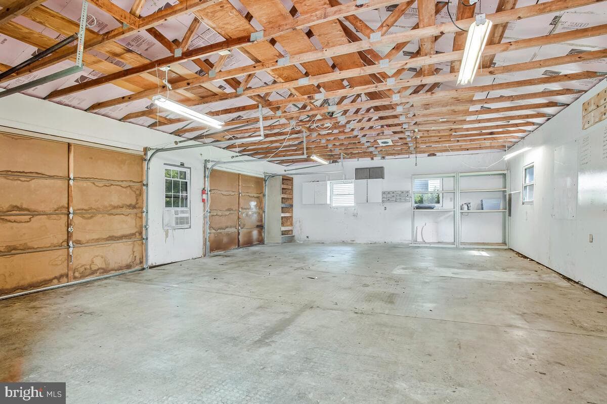 1533 Wakefield Road photo 32