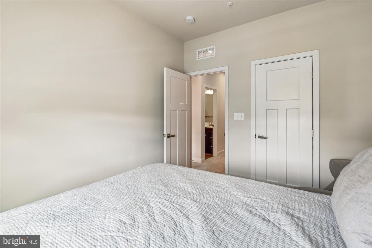 155 Woodgate Circle photo 28