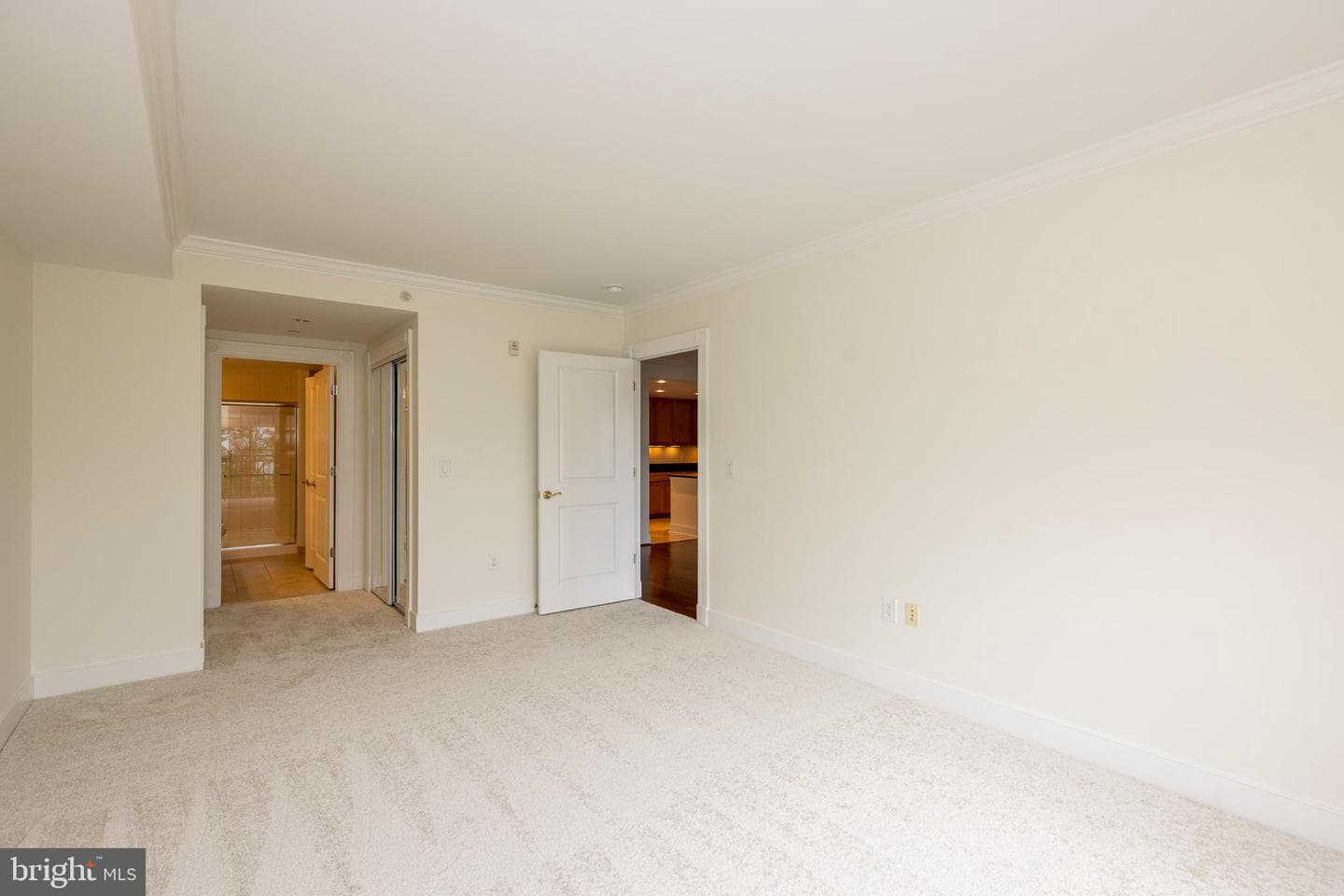 5 Park Place #626 photo 22