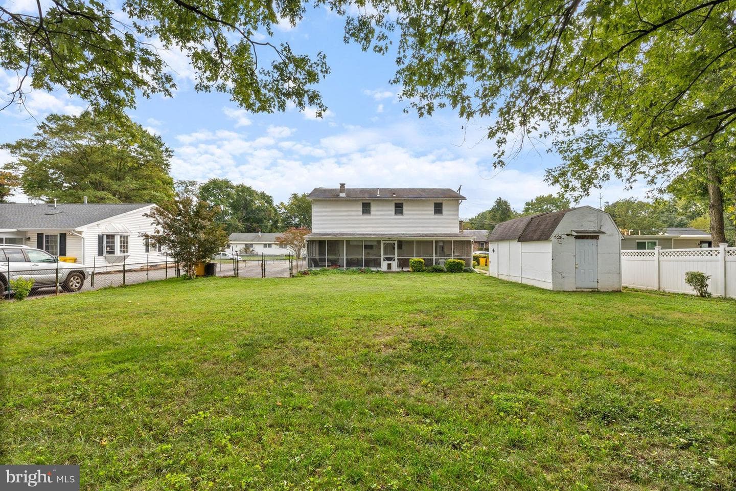 488 Bruce Avenue photo 2