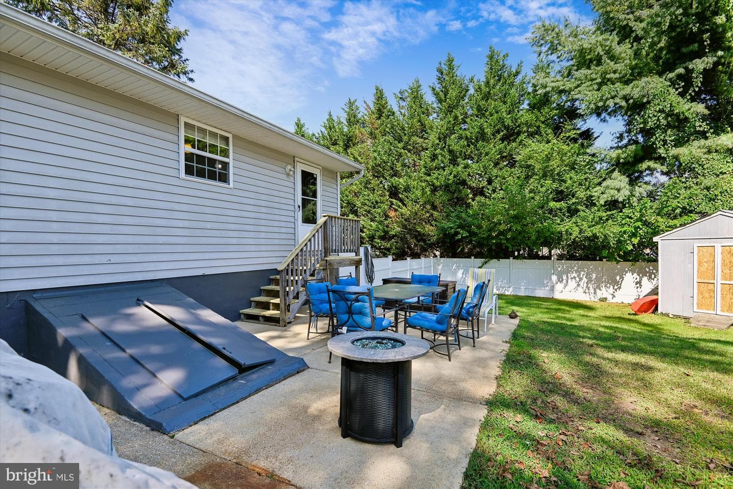 851 Annapolis Avenue photo 36