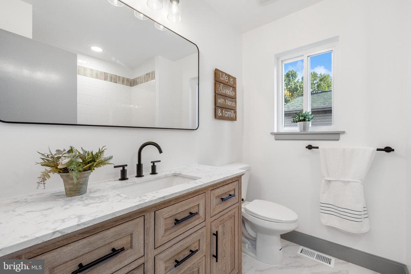 3410 Newport Avenue photo 37