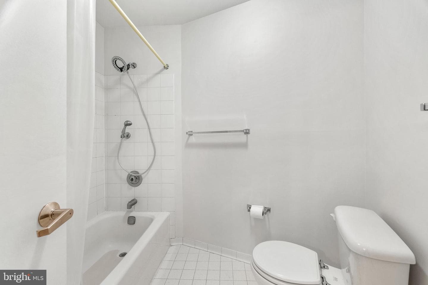 2010 Quay Village Court #101 photo 18