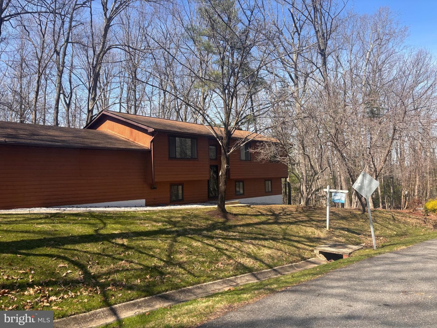 3160 Rolling Road, Edgewater