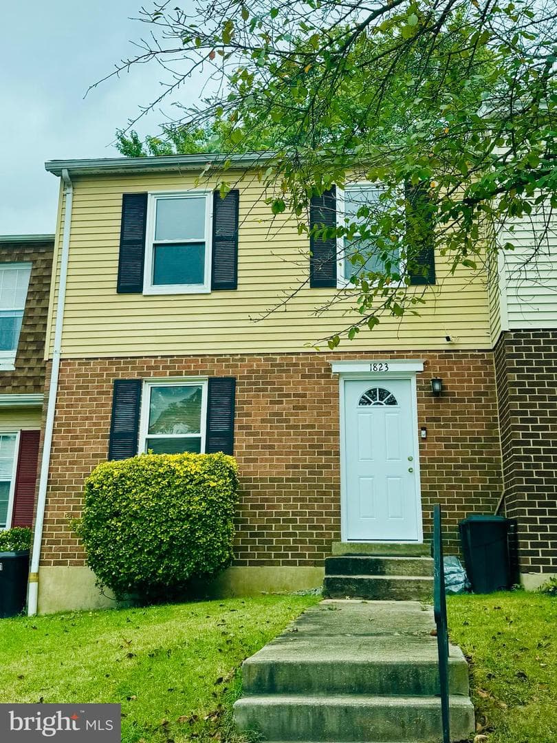 1823 Jaybird Court, Severn