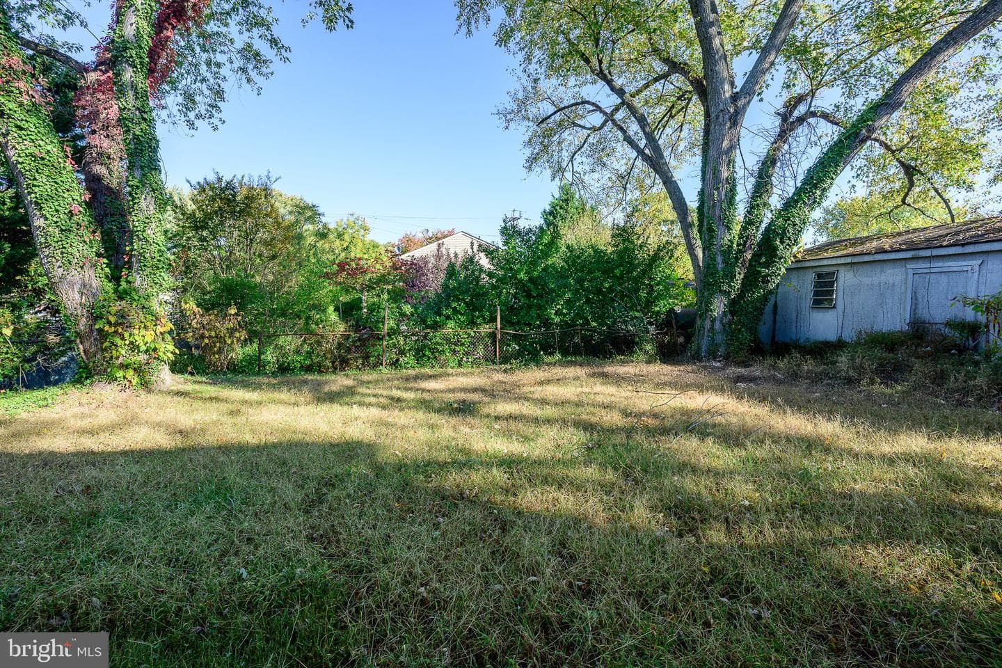 1002 Tyler Avenue photo 30