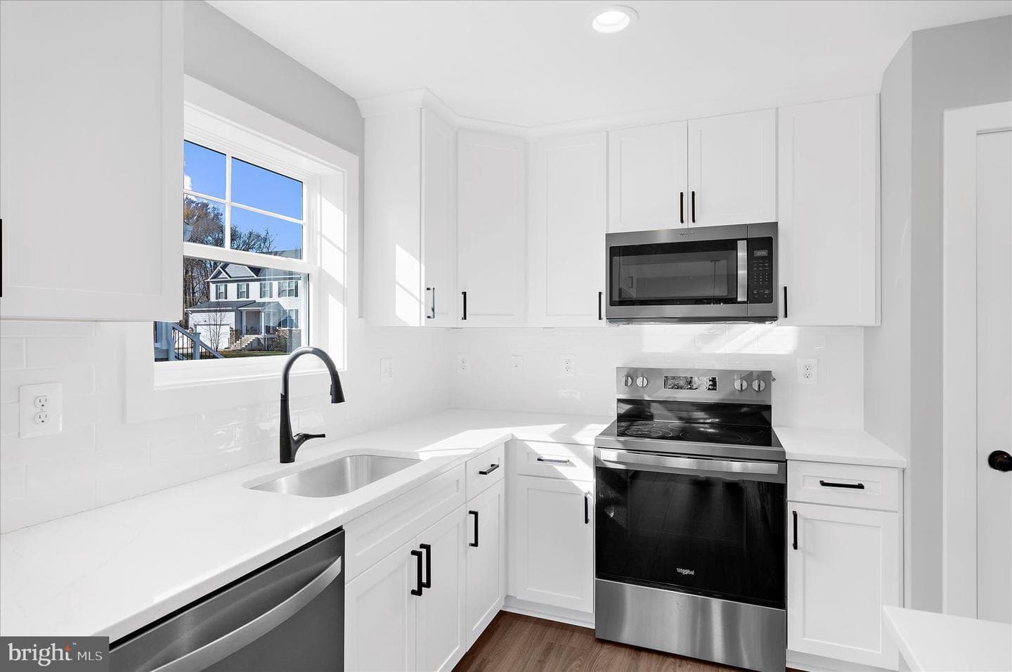 91 Edelton Avenue photo 13