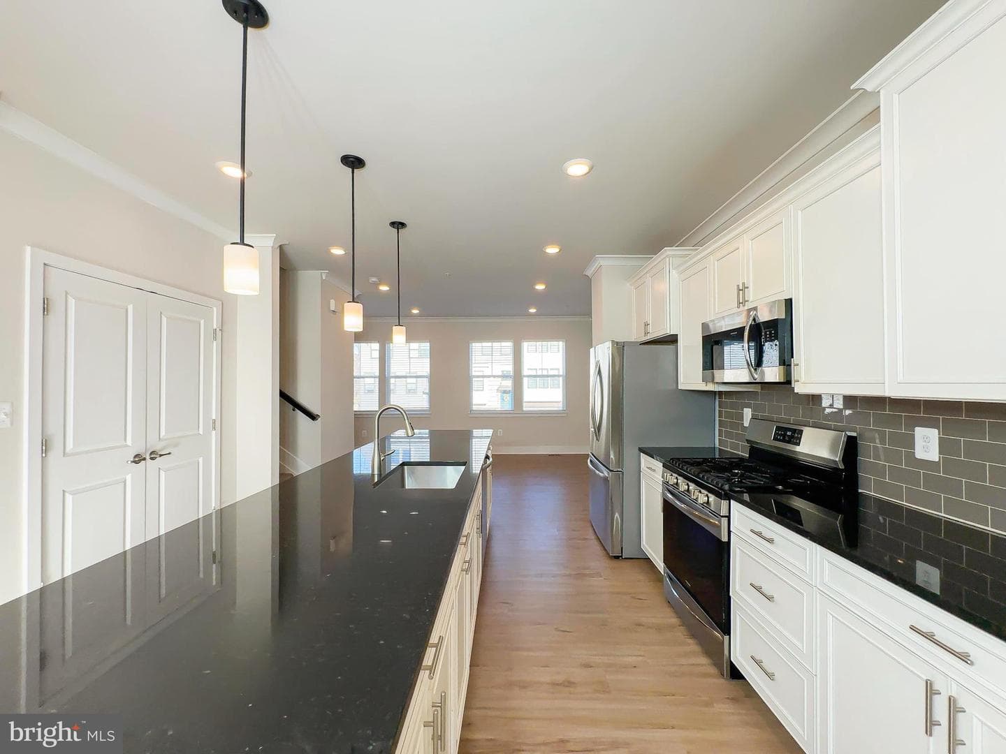 822 Teacher Mitchell Road photo 14